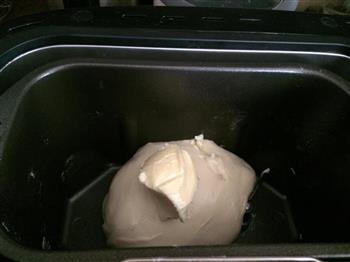 幸福豆沙面包圈的做法步骤7