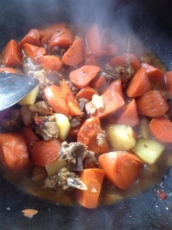 胡萝卜土豆鸡块的做法步骤8