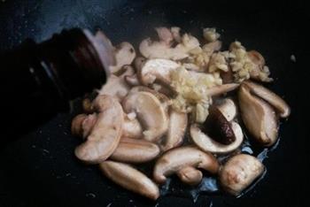 鸡汁香菇炒白菜的做法步骤4