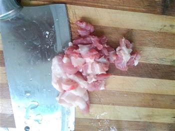 猪肉炒豆角的做法步骤2