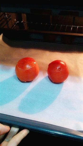 火腿芝士焗番茄的做法图解2