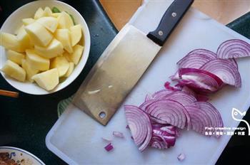 烤双菜“带骨羊排土豆”的做法步骤1