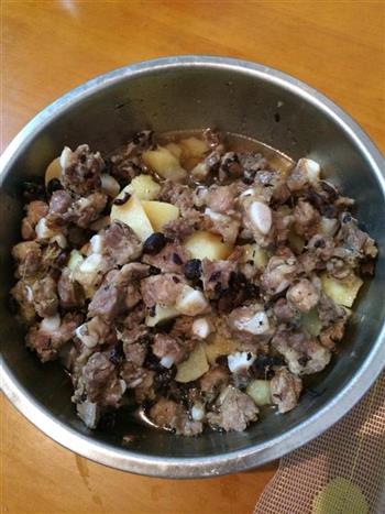 南瓜土豆蒸豆豉排骨的做法步骤3