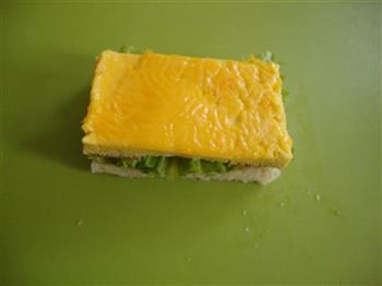 培根鸡蛋三明治的做法步骤7