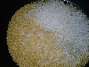 养生小米粥的做法步骤2