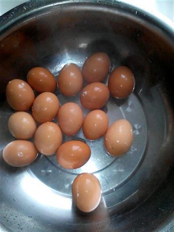 五香卤蛋的做法步骤3