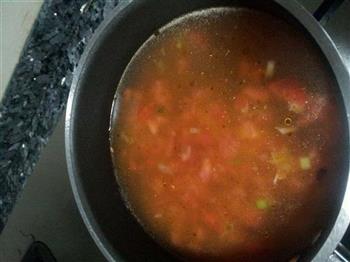 鸭蛋番茄疙瘩汤的做法步骤3