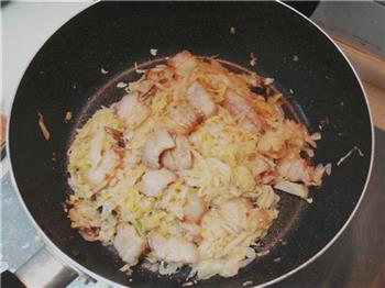 酸菜猪肉炖粉条的做法步骤8