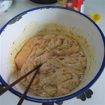 熏咖喱香大肠的做法步骤10