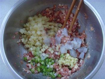 鲜肉笋丁烧麦的做法步骤4