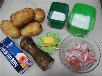 焗烤培根土豆泥的做法步骤1