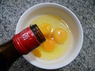 培根青瓜炒鸡蛋的做法图解2