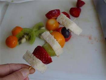 蔬菜水果串串三明治的做法图解6
