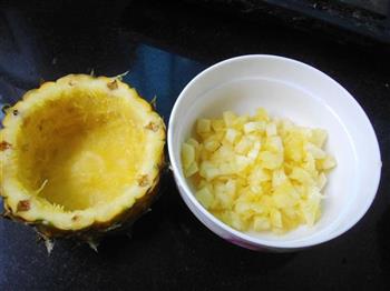 菠萝炒饭的做法步骤4