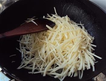 青椒土豆丝的做法步骤6