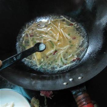 咖喱香肉末金菇汤的做法图解7
