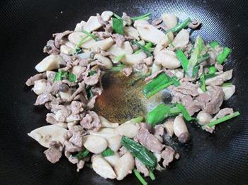 杏鲍菇炒肉的做法步骤10