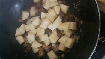 土豆排骨的做法步骤7