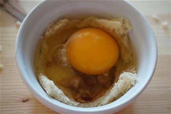 培根鸡蛋面包杯的做法步骤5