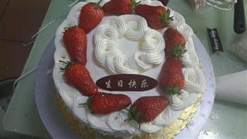 草莓生日蛋糕的做法图解4