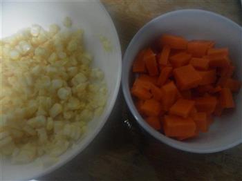 胡萝卜玉米汁的做法步骤2