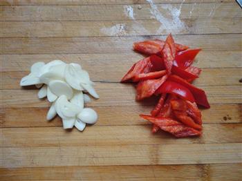 红椒炒芸豆的做法步骤3