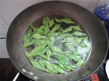 红椒炒芸豆的做法步骤4