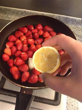 草莓酱的做法步骤3