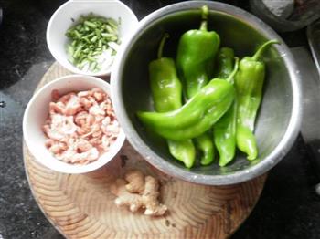 青椒炒肉丝的做法步骤1