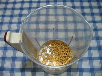 红枣豆浆的做法步骤1