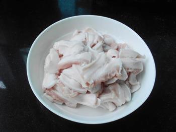 辣白菜炒五花肉的做法步骤2