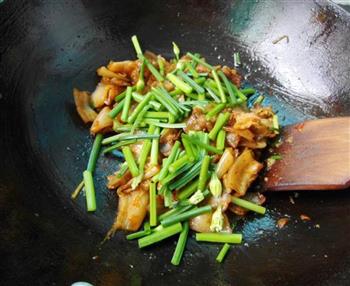 辣白菜炒五花肉的做法步骤8