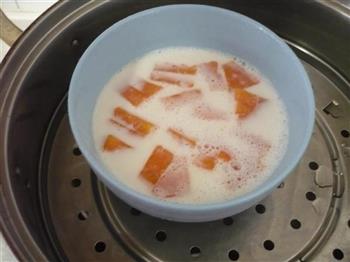 木瓜牛奶炖蛋的做法步骤5