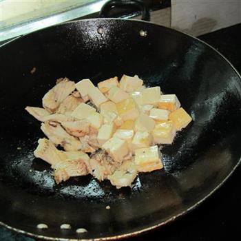 豆腐煮鱼的做法图解6
