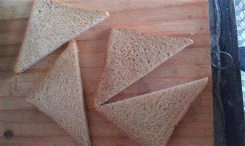 自制三明治的做法步骤3