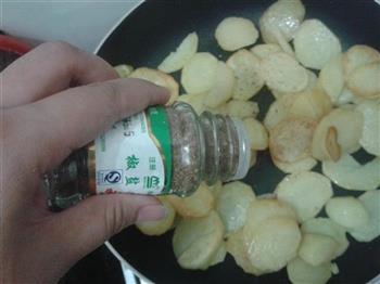 椒盐土豆片的做法步骤8