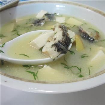 清淡豆腐柴鱼汤的做法步骤13