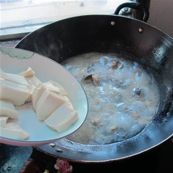 清淡豆腐柴鱼汤的做法步骤9