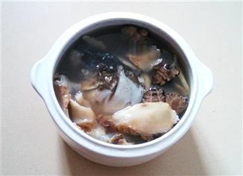 天麻川弓白芷鱼头汤的做法图解7