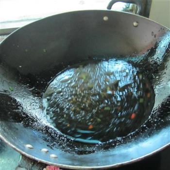 水煮柴鱼的做法图解5