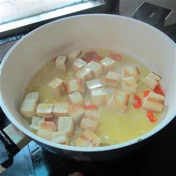 咖喱豆腐丁的做法步骤8