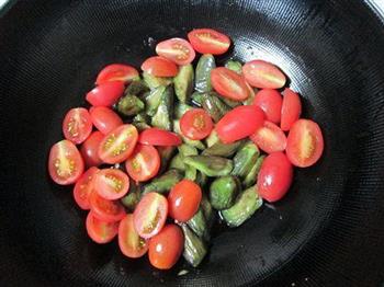 小西红柿烧茄子的做法步骤7