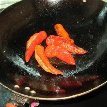 红辣椒酿肉的做法图解8
