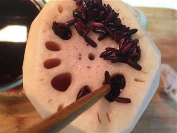 桂花紫米酿糖藕的做法步骤4