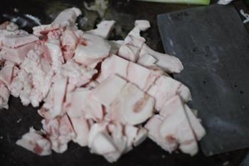 土法熬制猪油的做法步骤1