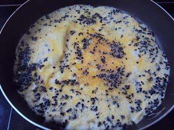 黑蚂蚁炒鸡蛋的做法步骤5