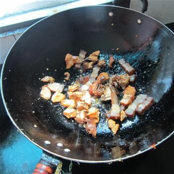 尖椒腊鸡腊肉的做法步骤3