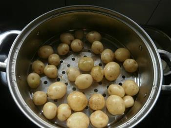 孜然小土豆的做法步骤2
