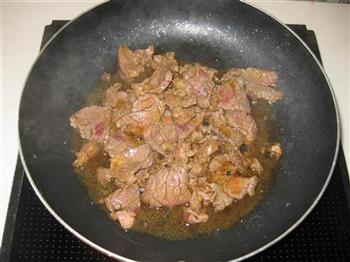 牛肉炒花菜的做法步骤7