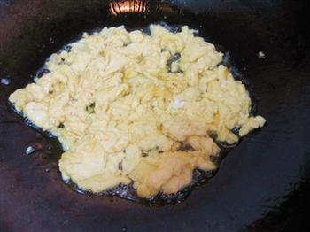 杂蔬火腿蛋炒饭的做法步骤3